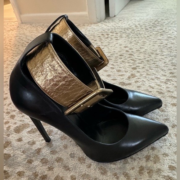 Saint laurent  heel with buckle - Picture 2 of 3